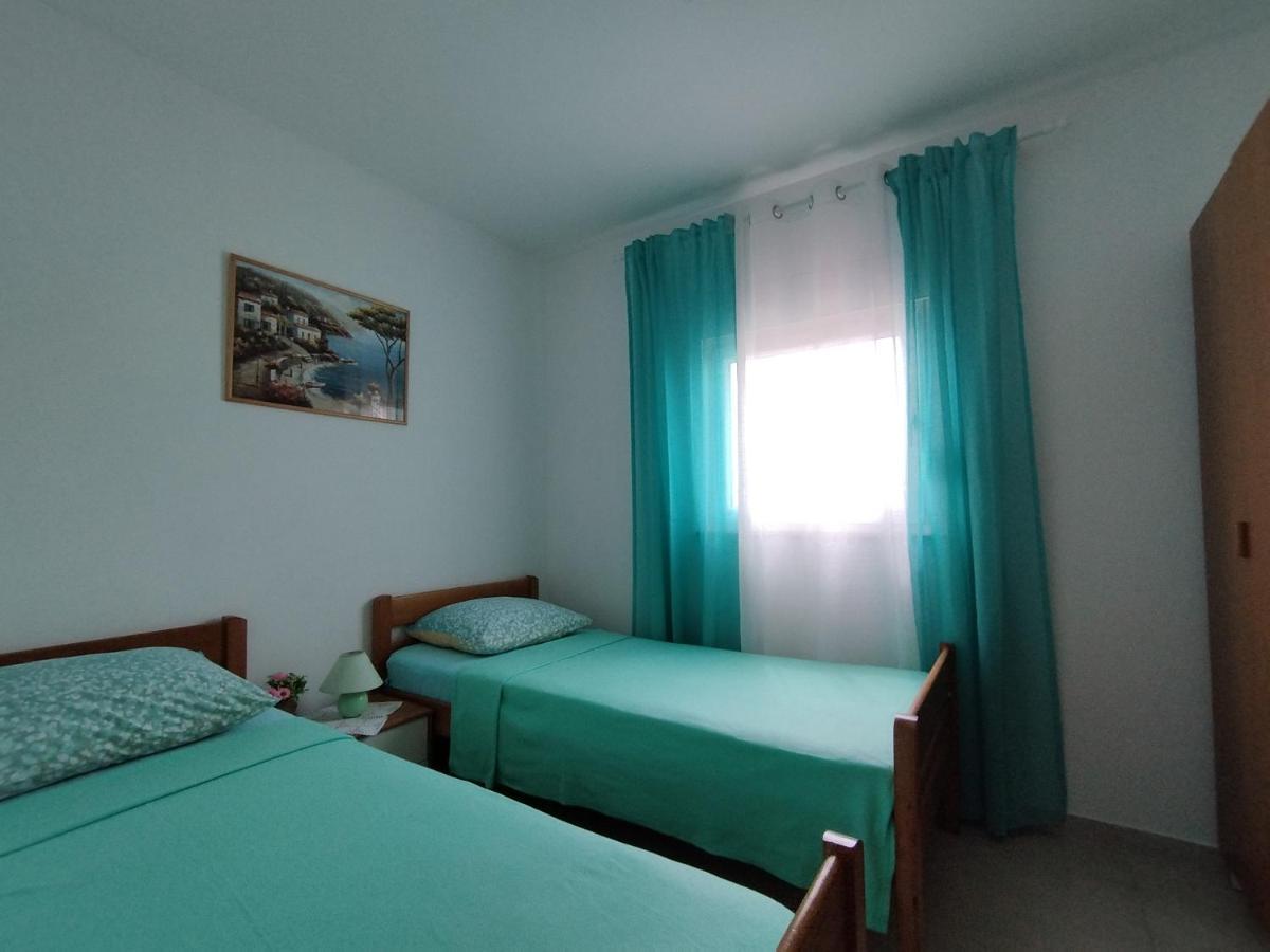 Apartmani Vjeko Vir Exterior foto